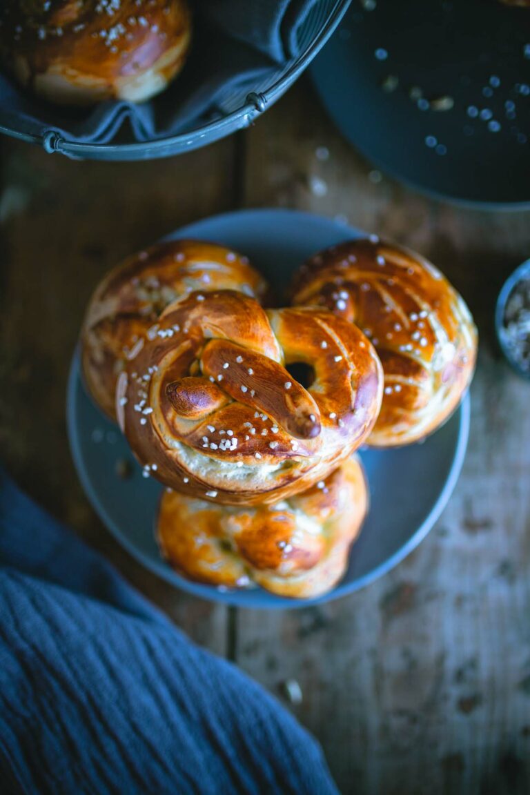 Laugengebäck selber machen - Teigliebe