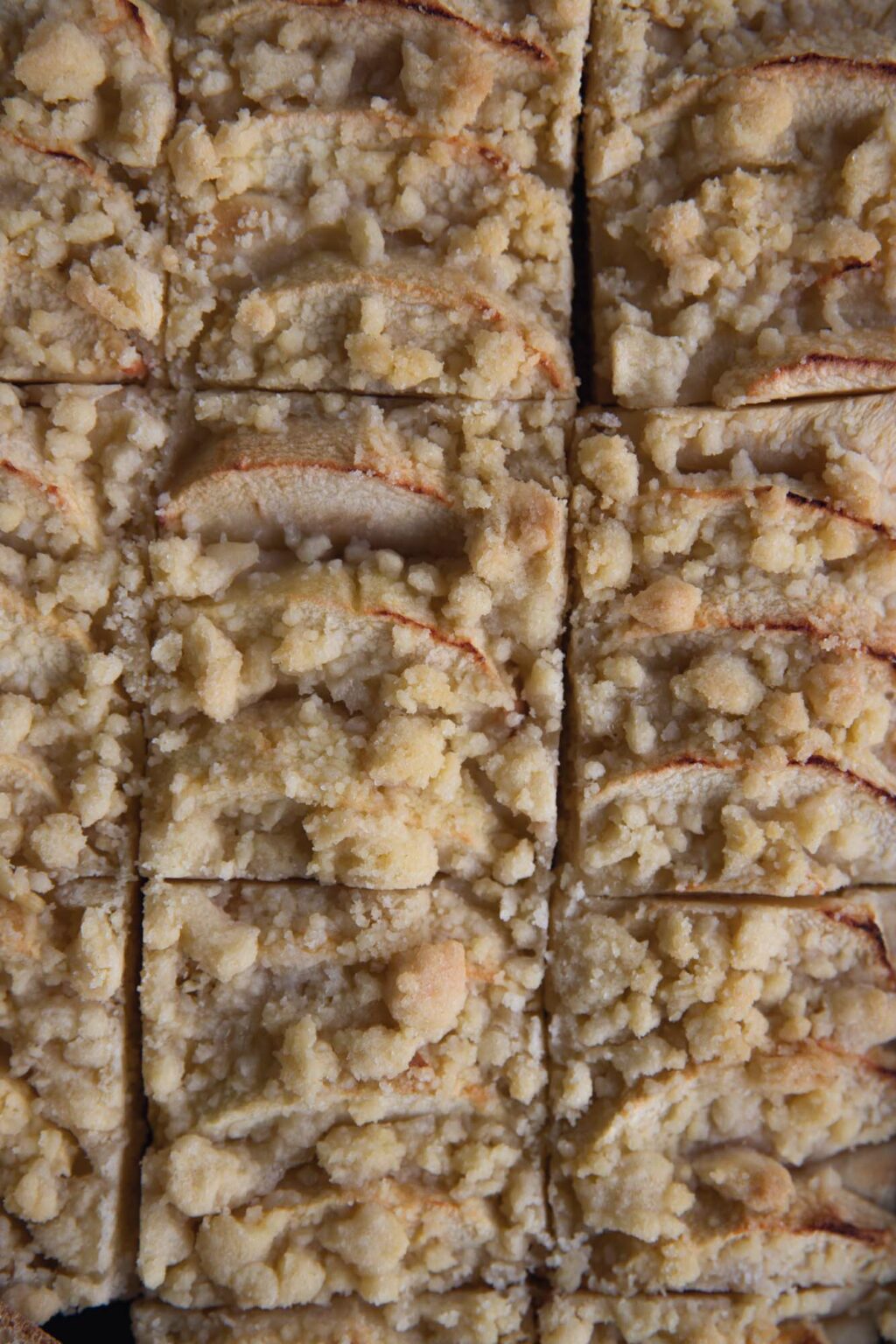 Apfel Hefekuchen mit Streusel - Teigliebe