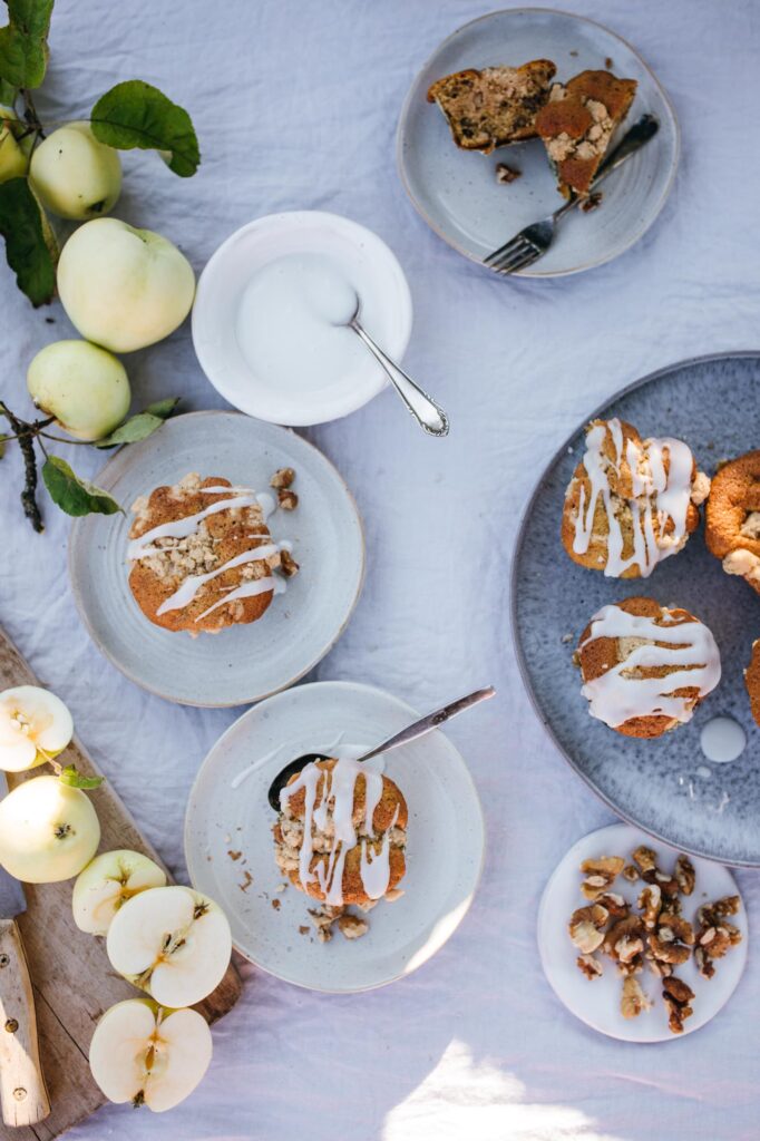 Apfel Walnuss Muffins - Teigliebe