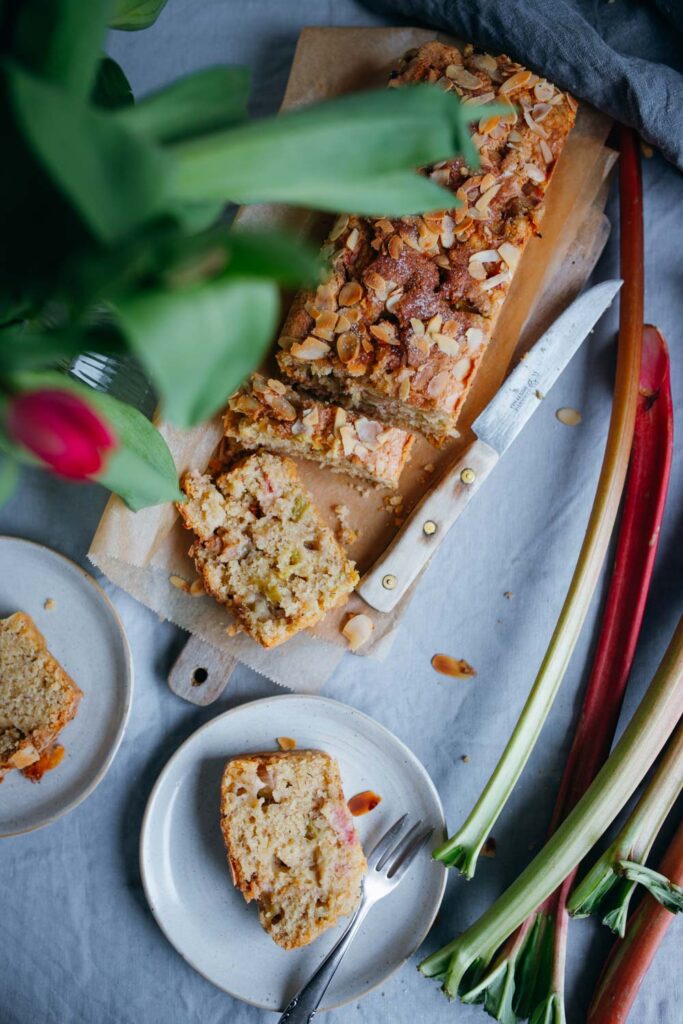 Rhabarber-Nuss-Kuchen (vegan) - Teigliebe