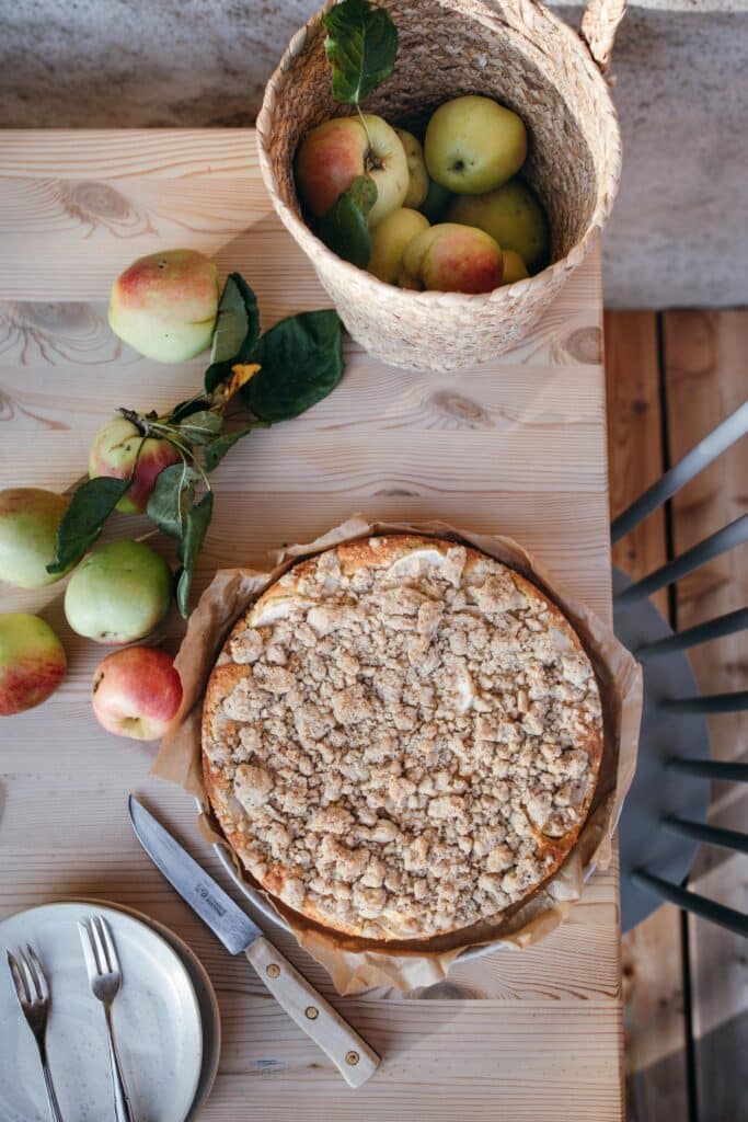 Apfel-Nusskuchen mit Streusel - Teigliebe